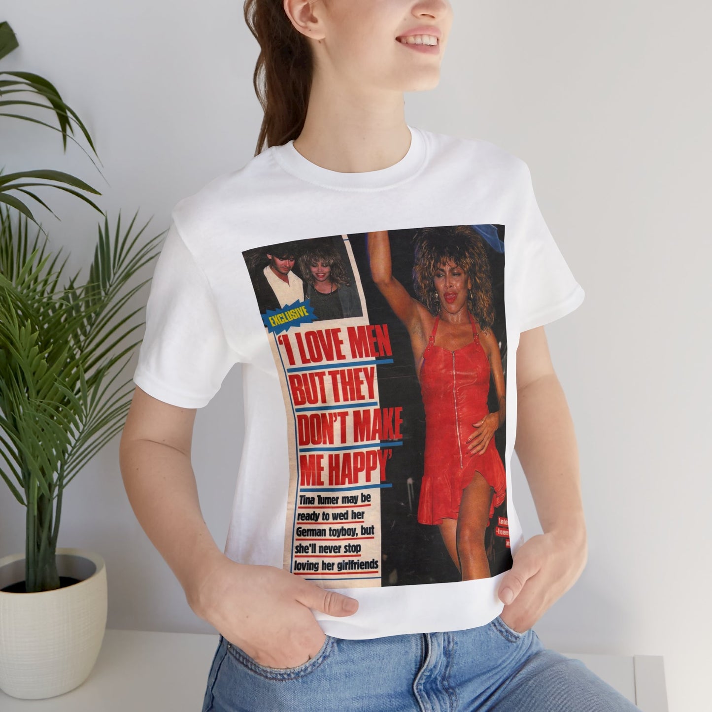 TINA TURNER LOVES MEN Short Sleeve Tee